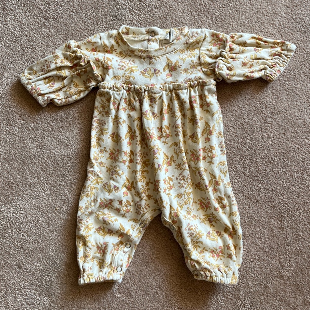 Kate Quinn baby girl romper ruffle jumpsuit